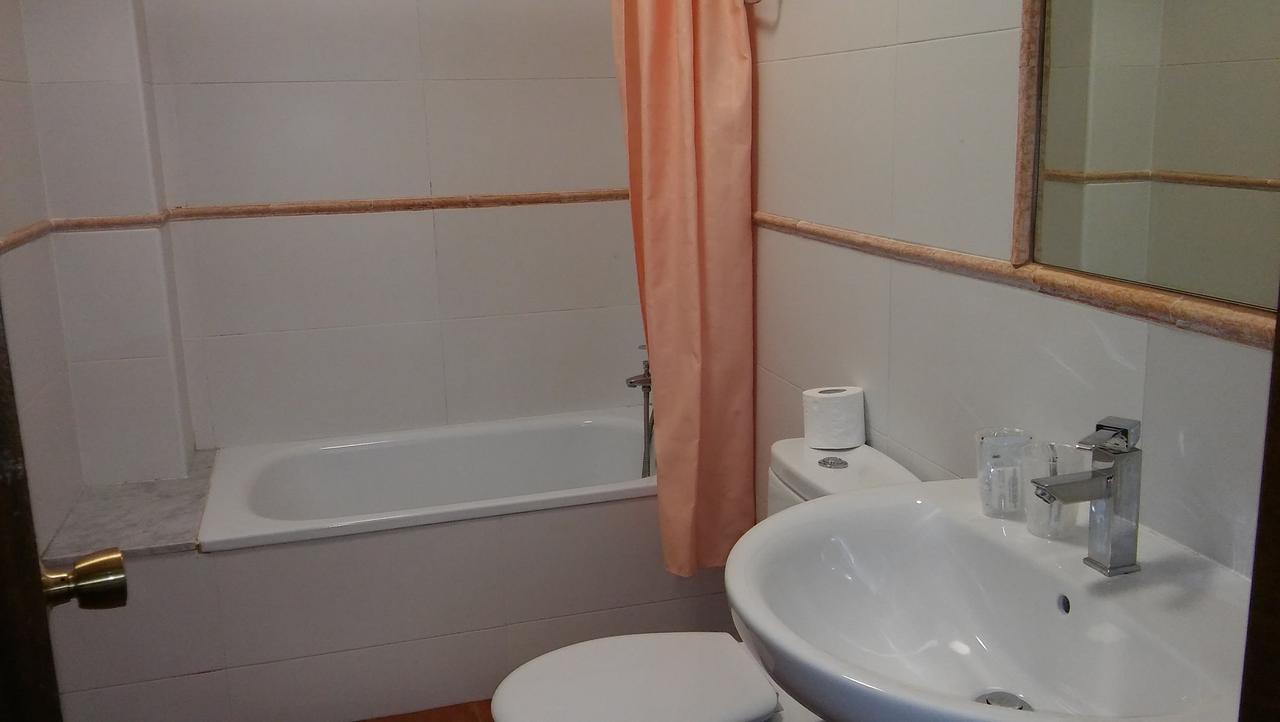 Hostal-Meson Vilasante トリアカステーラ エクステリア 写真